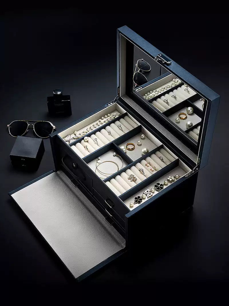 European style jewelry box with lock