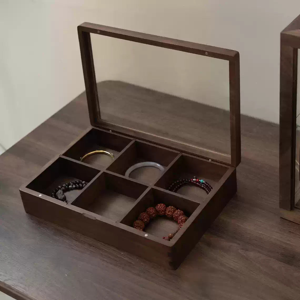 Vintage solid wood crystal bracelet storage jewelry box
