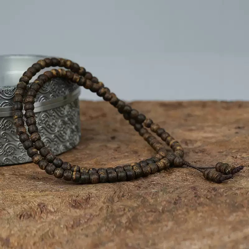 Tangyu Qinan 108-piece sinking-grade agarwood bracelet