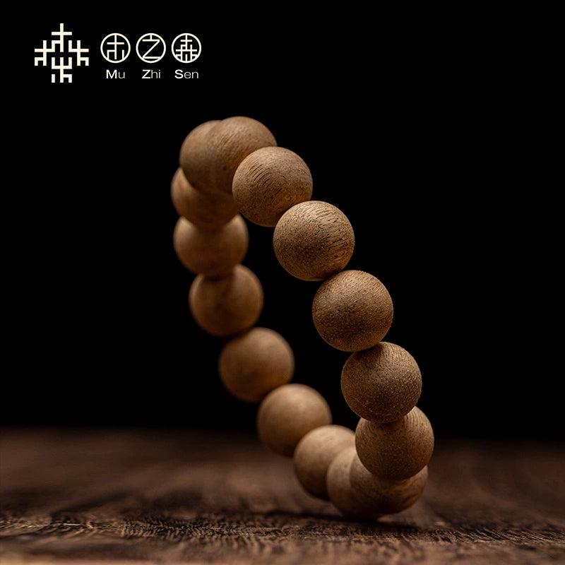 This is a genuine Brunei black agarwood pendant