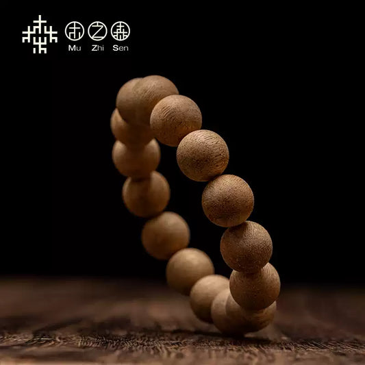 This is a genuine Brunei black agarwood pendant